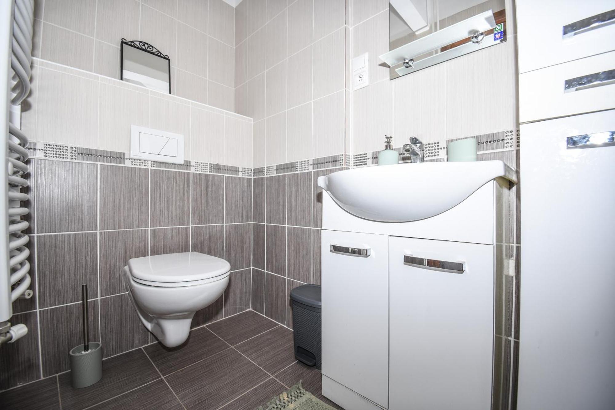 Central Urban Studio - Style Meets Comfort Братислава Экстерьер фото